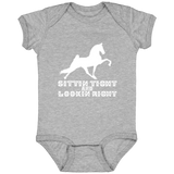 SITTIN TIGHT LOOKIN RIGHT TWH PERFORMANCE(WHITE) 4424 Infant Fine Jersey Bodysuit